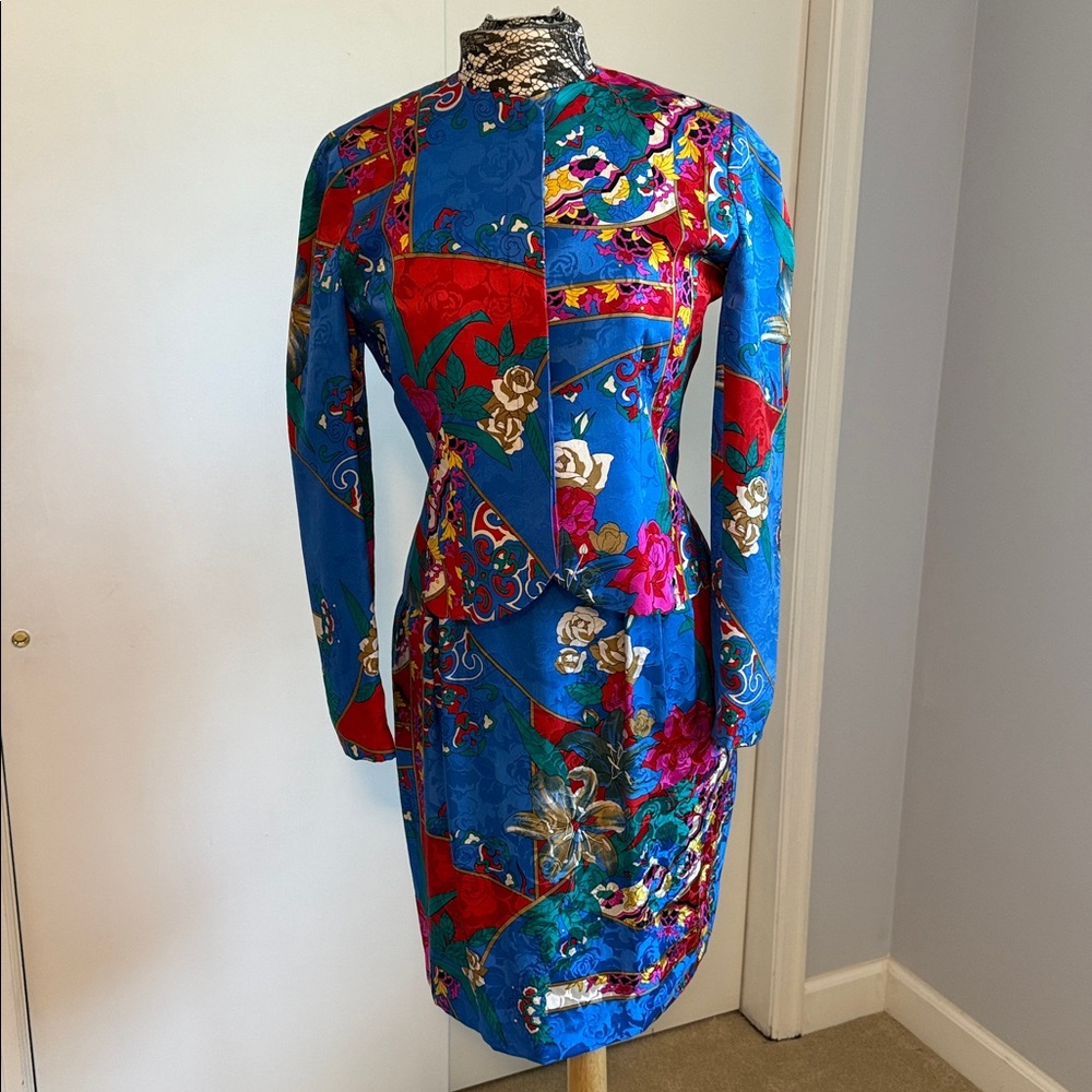 Umi Collections by Anne Crimmins 100% Silk 80s Vintage Blouse and Skirt Set
